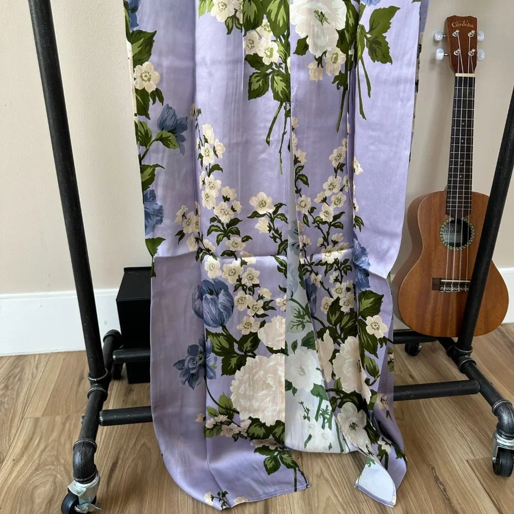 Reformation Frankie Silk Dress in Garden Soiree - Picture 4 of 11